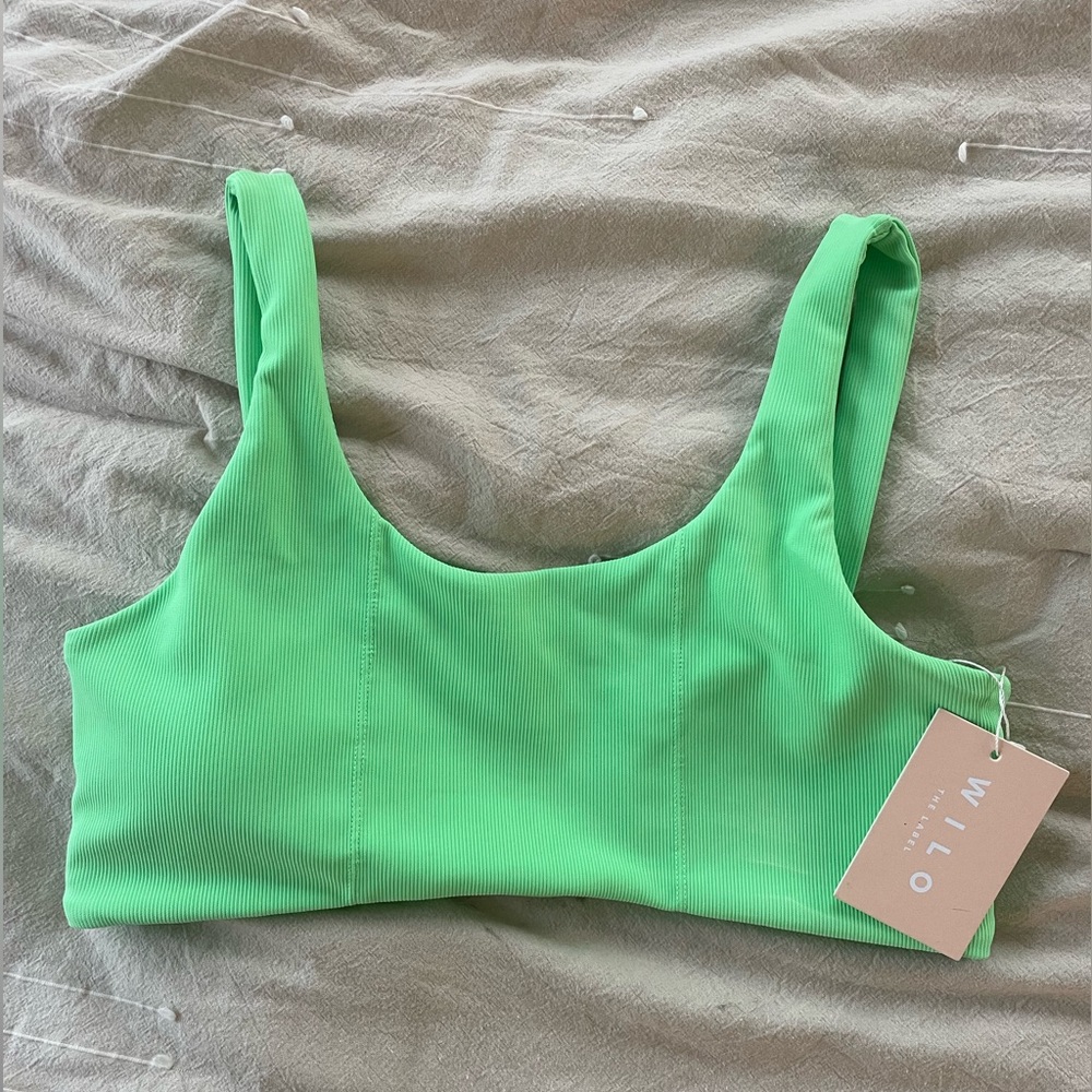 WILO Rib Scoop Sports Bra
